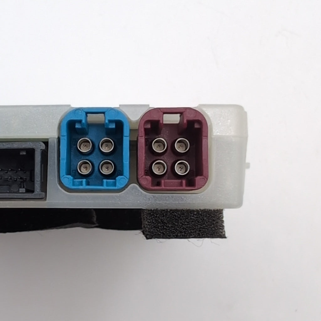 2025 BMW 330i G20 X1 U11 X3 G45 Antenna Telematics Control Module 5B5C761