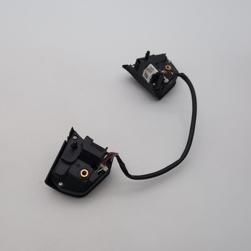 2009- 2015 BMW 750i 750Li Steering Wheel Cruise Control Volume Switch 9229483