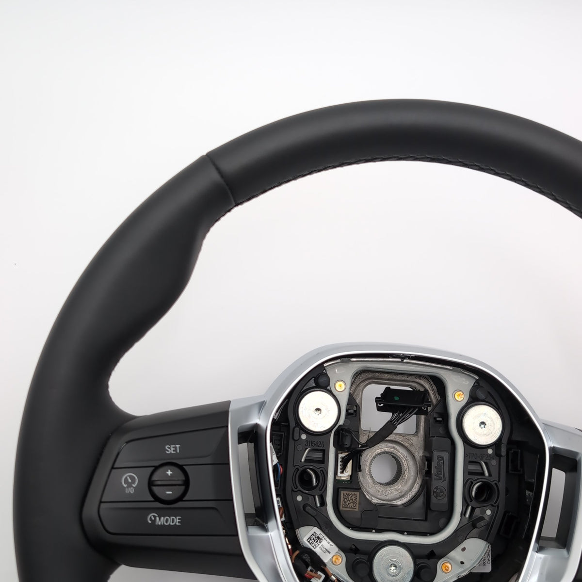 2023 2024 2025 2026 BMW 228i F74 X1 X2 Leather Steering Wheel 5A781F2