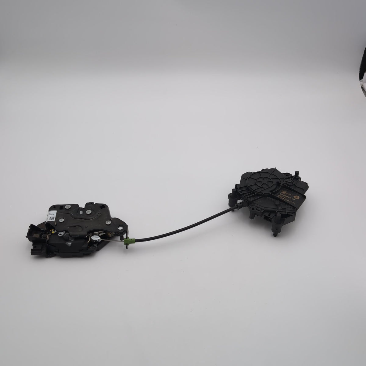 2022 - 2025 BMW X1 X2 Trunk Lid Lock Latch Actuator Assembly 9450528 5B539E4