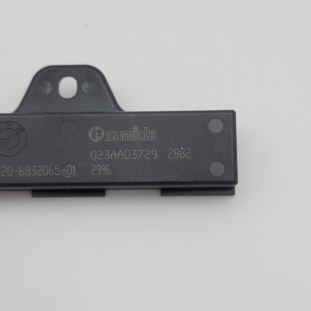 2019- 2025 BMW 330I G20 KEYLESS ENTRY ANTENNA MODULE UNIT OEM 6520 6832065