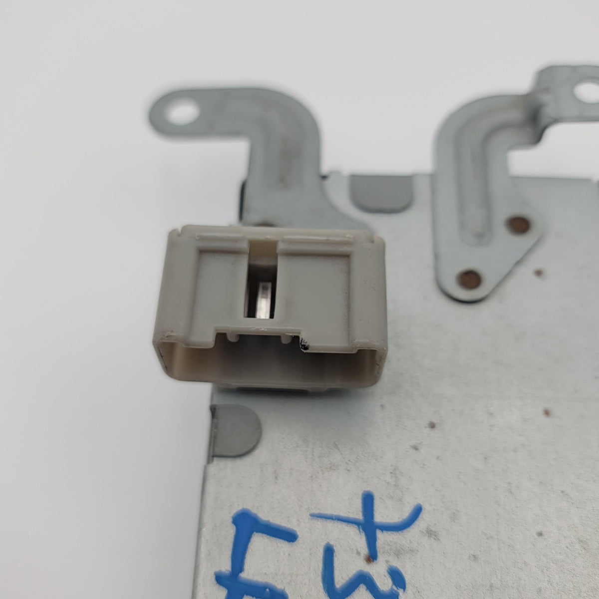 2004 2005 2006 Lexus SC430 Left Seat Position Control Module 89710-24110