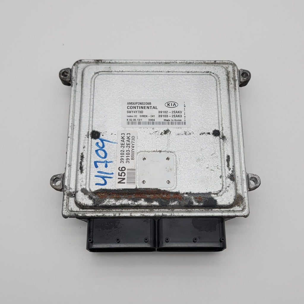 2013 2014 Kia Soul Engine Control Unit Module ECU 391022EAK3 OEM