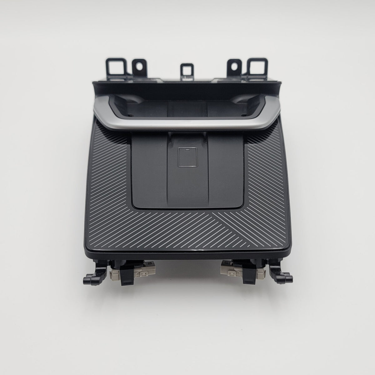2023 2024 BMW X1 U11 M35i FRONT CENTER CONSOLE COMPARTMENT W/CHARGING TRAY OEM