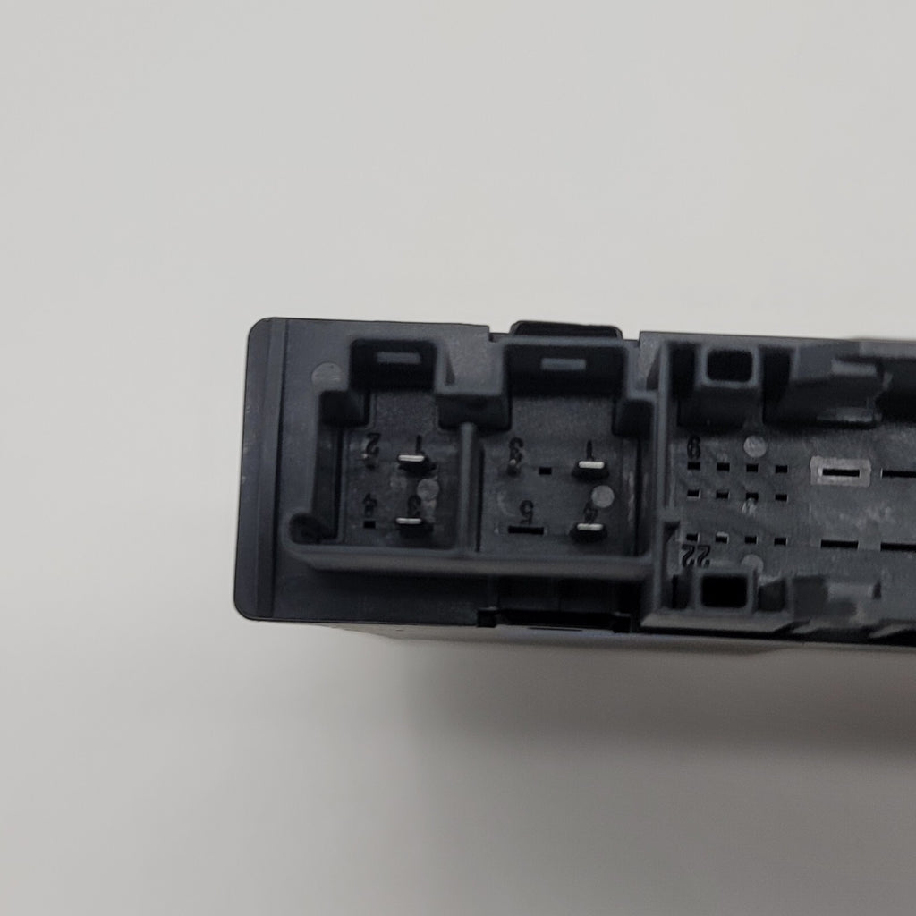 2024 BMW I20 iX Seat Control Module OEM 5A64DB3