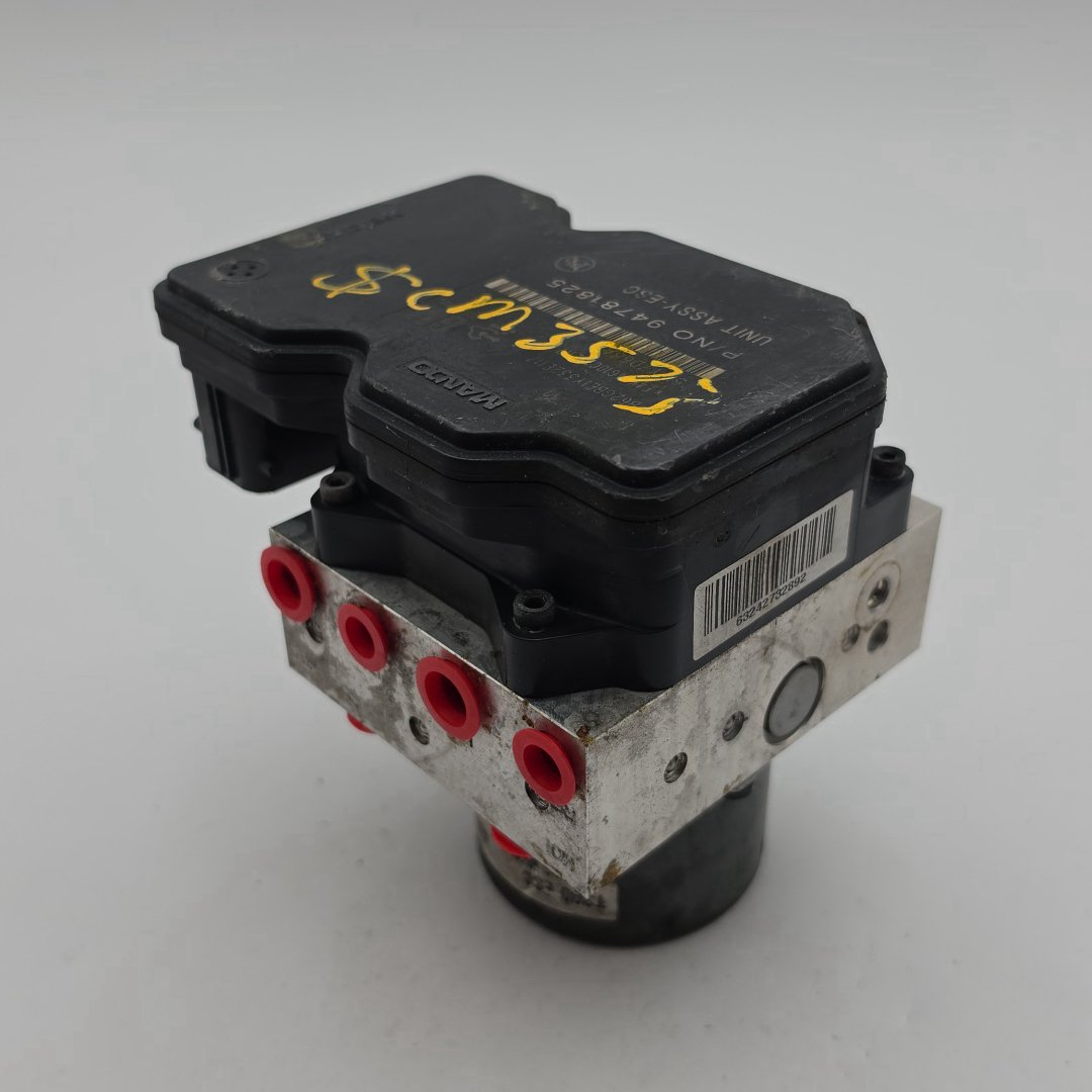2015 2016 Chevrolet Sonic 1.8L ABS Anti Lock Brake Pump Control Unit 94781825