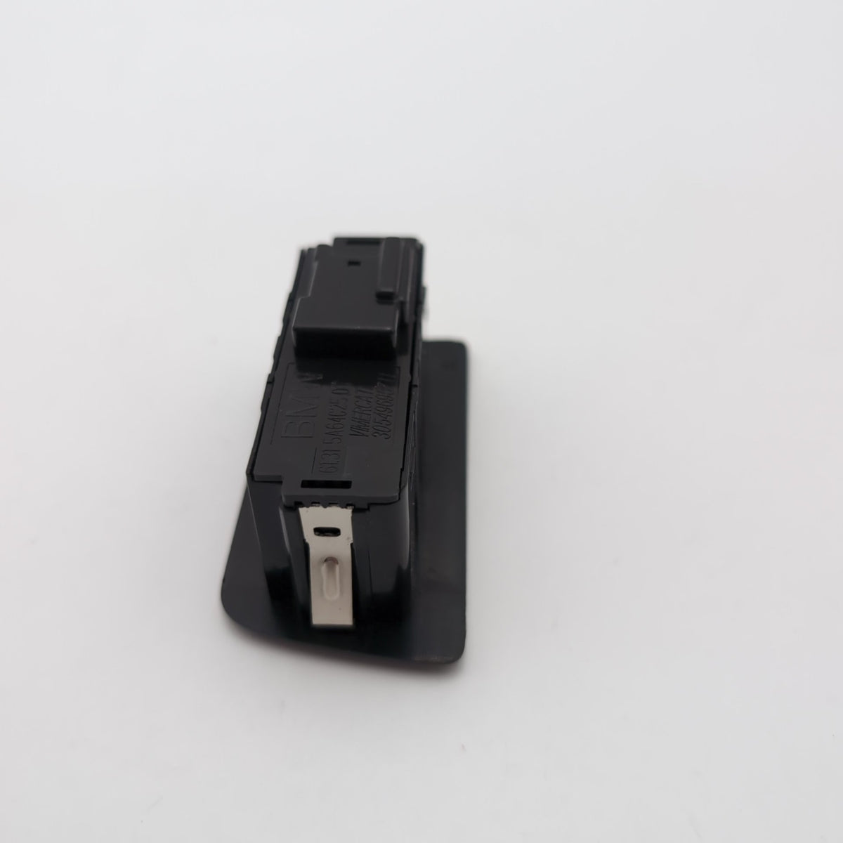 2023 - 2026 BMW G20 G26 XM X3 X5 X6 X7 Rear Trunk Open Close Switch 5A64C25