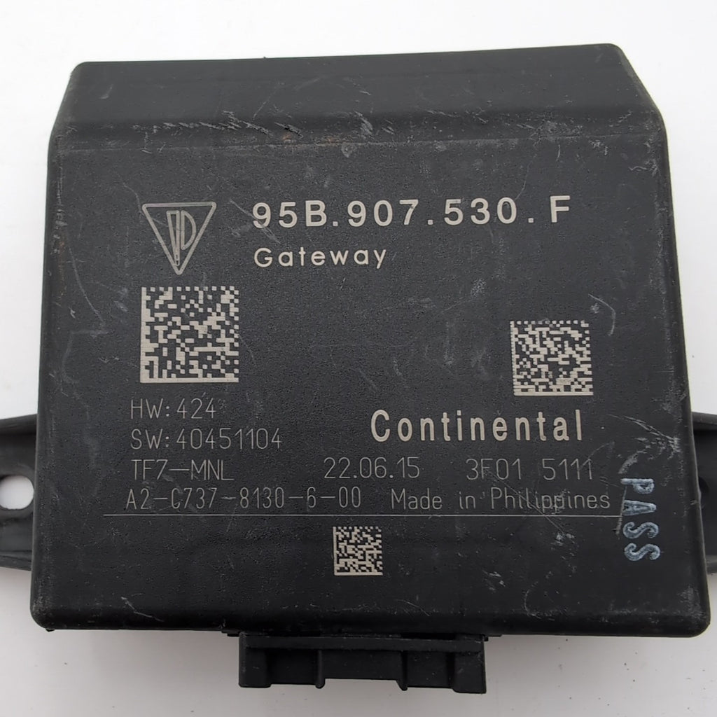 2016 2017 Porsche Macan Gateway Control Module OEM 95B907530F