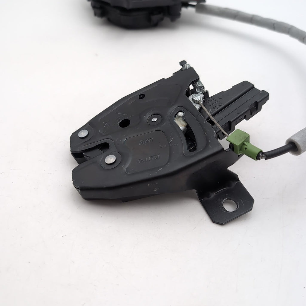 2023- 2026 BMW X5 G05 LEFT TAILGATE TRUNK LID LATCH LOCK ACTUATOR W/ MOTOR