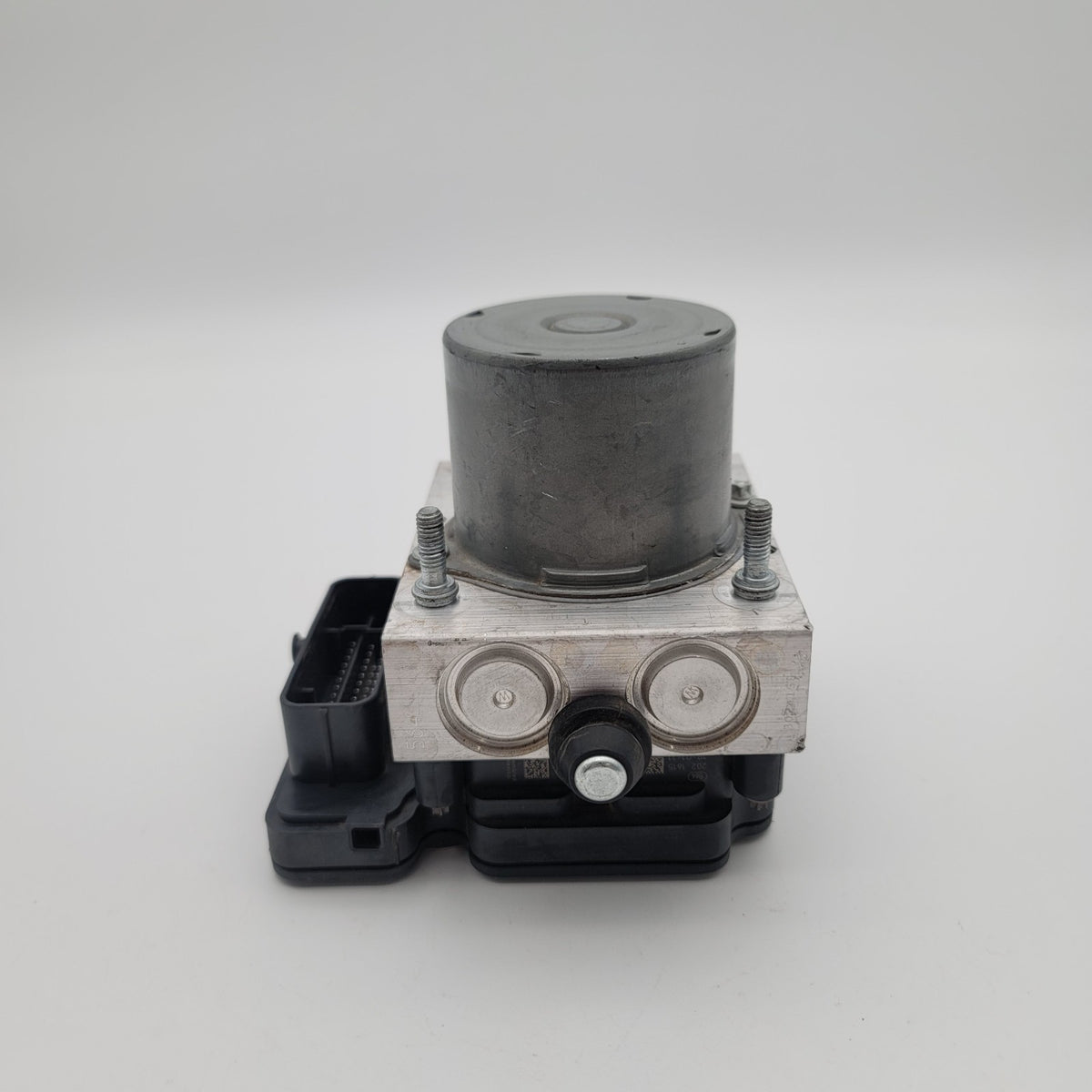 2019 Jeep Cherokee ABS Anti Lock Brake Pump Control Unit OEM 68287910AE