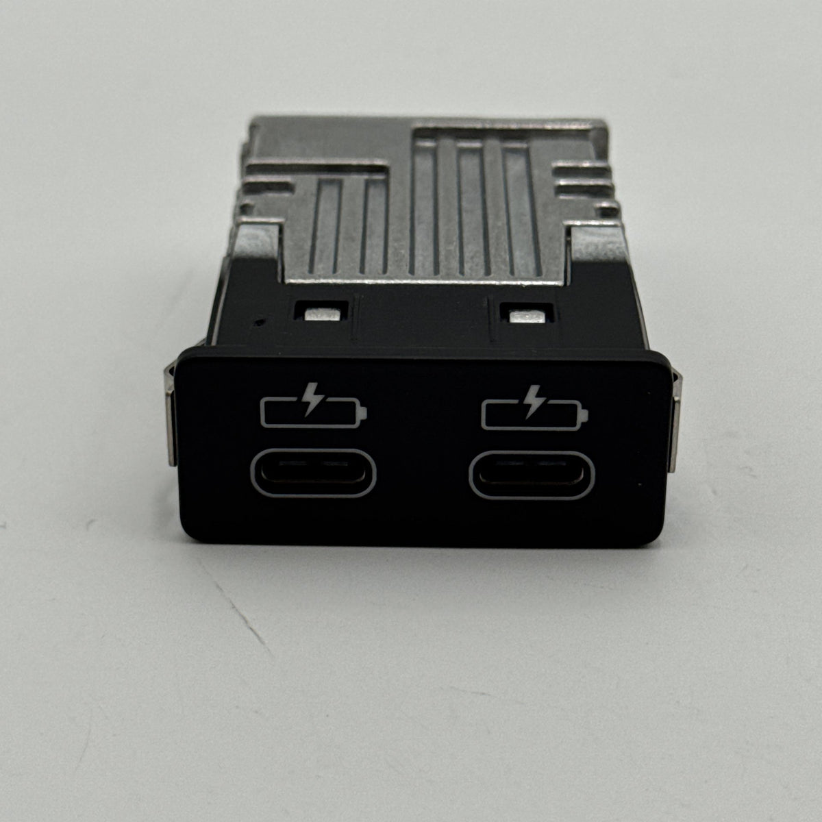 2019 - 2024 BMW G20 G26 F46 G30 G12 M3 M4 X1 X3 X4 Dual USB Port Socket 8711938