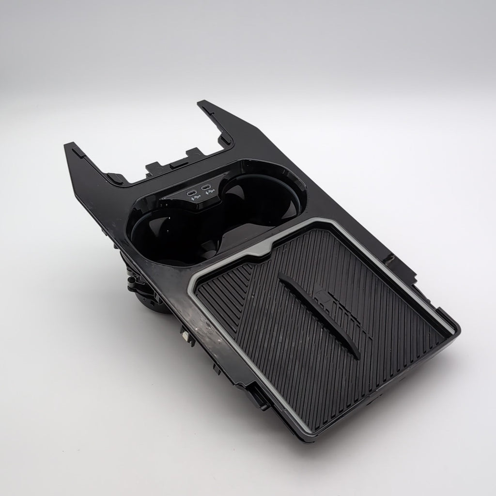 2024 - 2026 BMW 540i 530i 550e G60 Center Console Cup Holder Charging Tray