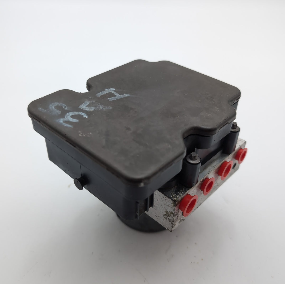 2017 2018 2019 Buick Lacrosse 3.6L ABS Anti Lock Brake Pump 84225503