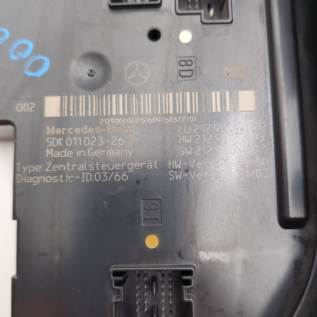 2012- 2018 MERCEDES CLS 2010-2017 E CLASS REAR TRUNK SAM FUSE RELAY BOX MODULE
