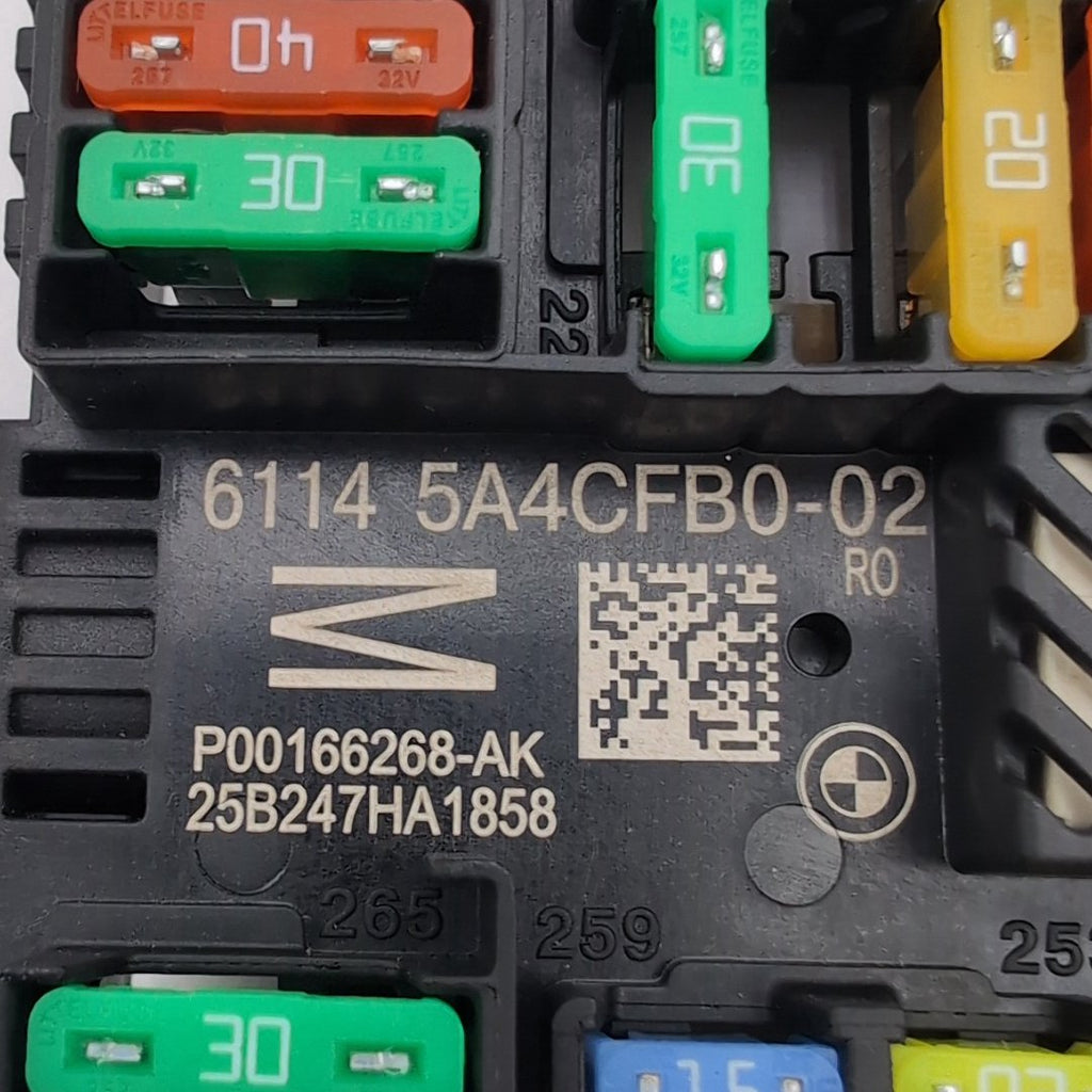 2022 - 2026 BMW 330i G20 G42 Rear Power Distribution Fuse Box 5A4CFB0