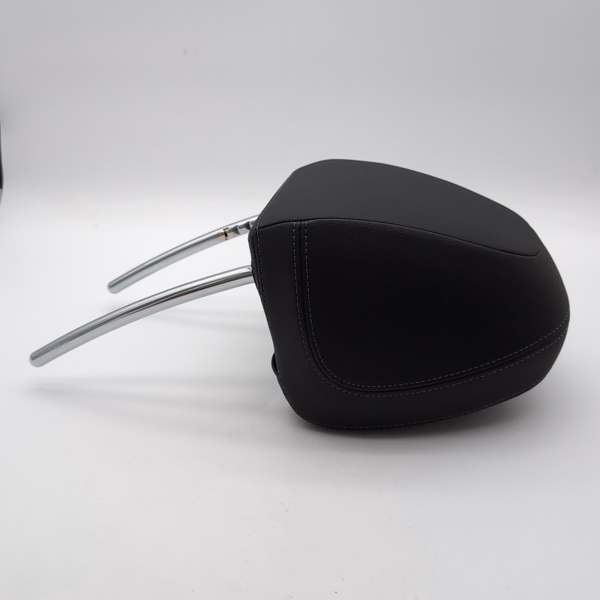 2019 - 2025 BMW G20 G22 G26 Front Left and Right Headrest Pair Black Leather OEM