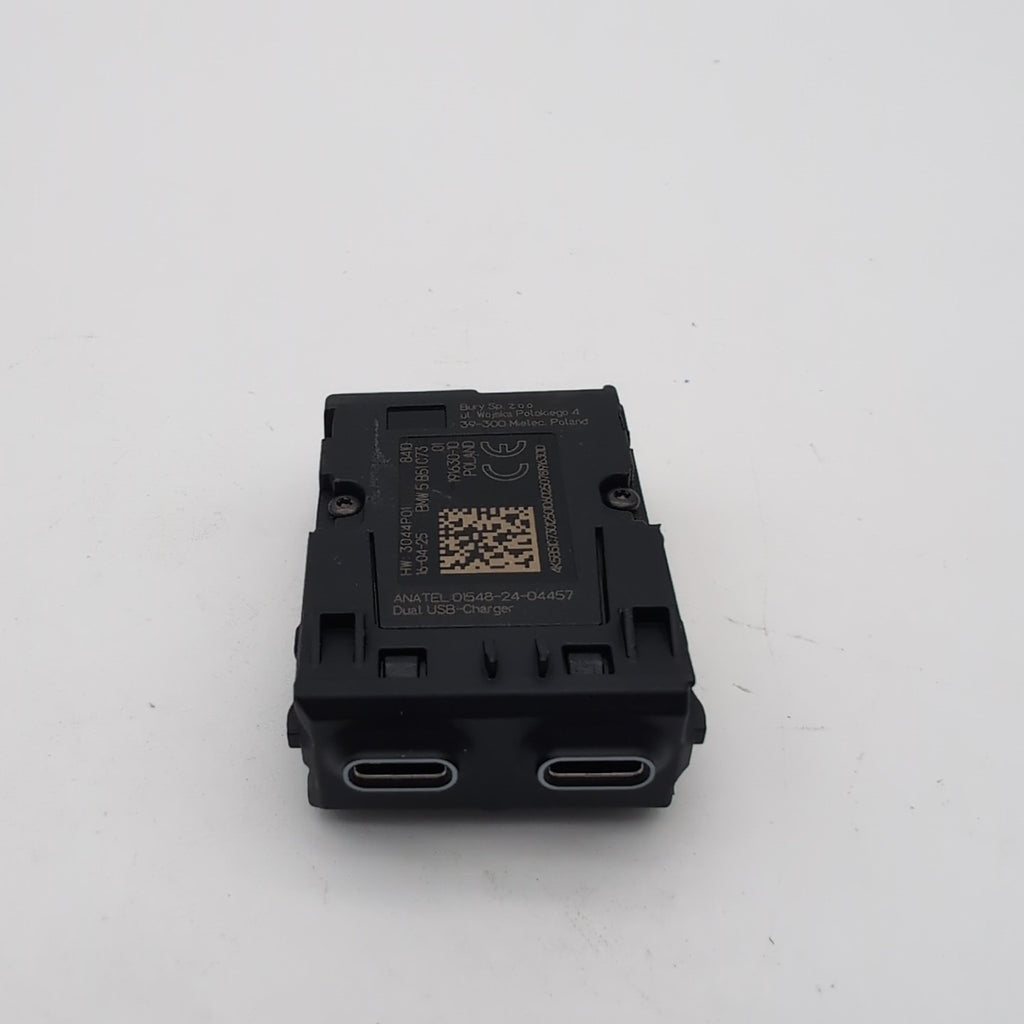 2025 2026 BMW 540i 530i 550e i5 M5 X3 G45 Dual Socket USB Port 5B51C73