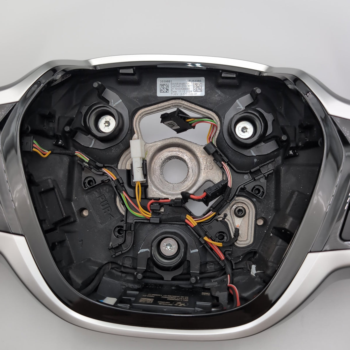 2025 2026 BMW i4 G22 G23 G26 Steering Wheel Leather Heated 5B3A9B7