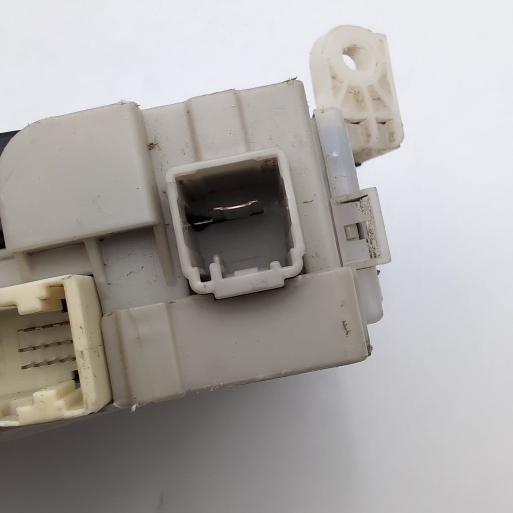 2011 2012 2013 2014 LEXUS CT200H MULTIPLEX NETWORK BODY CONTROL OEM 89221-76030