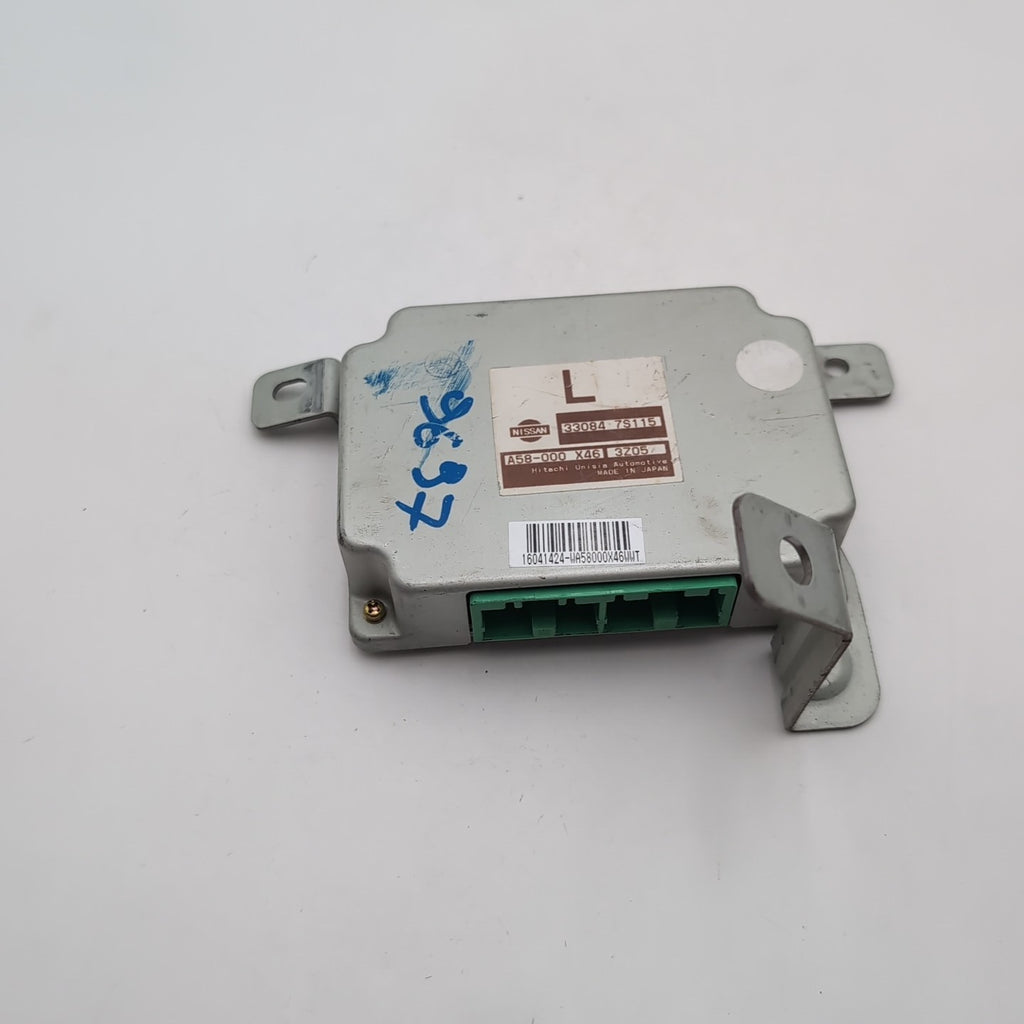 2004 Infiniti QX56 Transfer Case Control Unit Module 330847S115