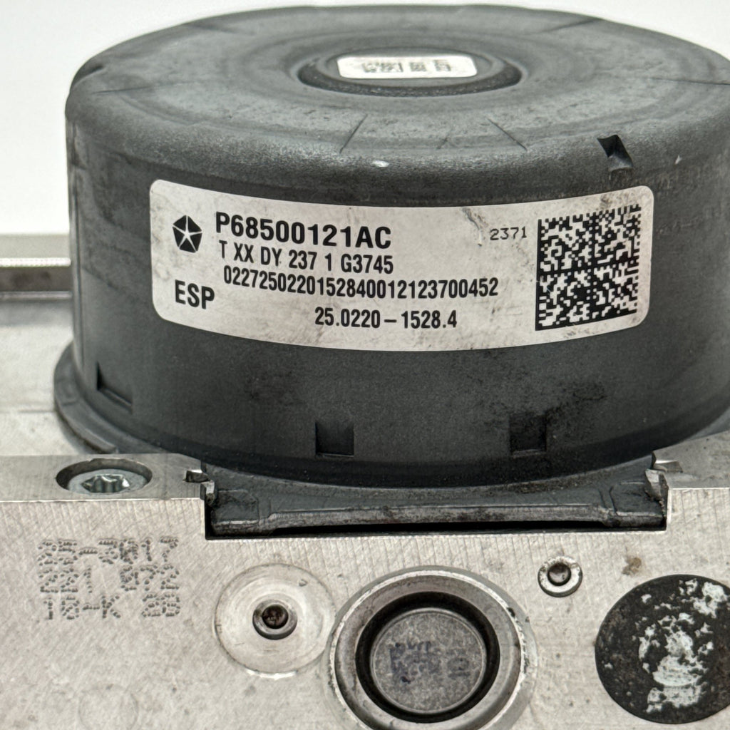 2015 - 2023 Dodge Challenger ABS Anti Lock Brake Pump Control Unit 68500121AC