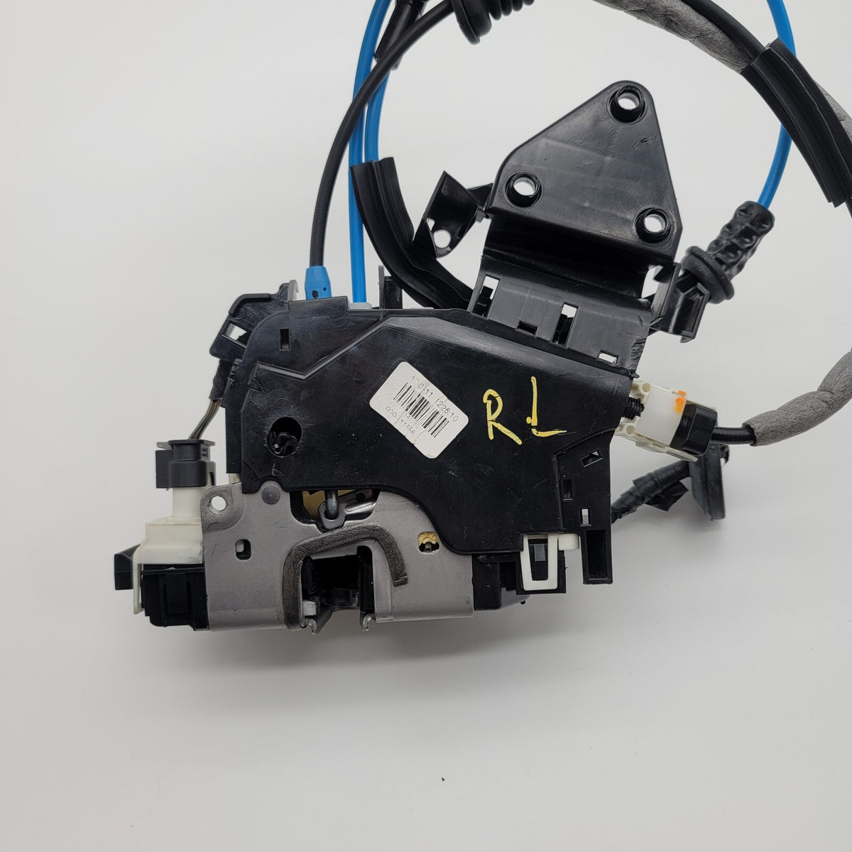 2008- 2014 Mercedes W204 C300 C250 C350 Rear Left Door Lock Latch Actuator