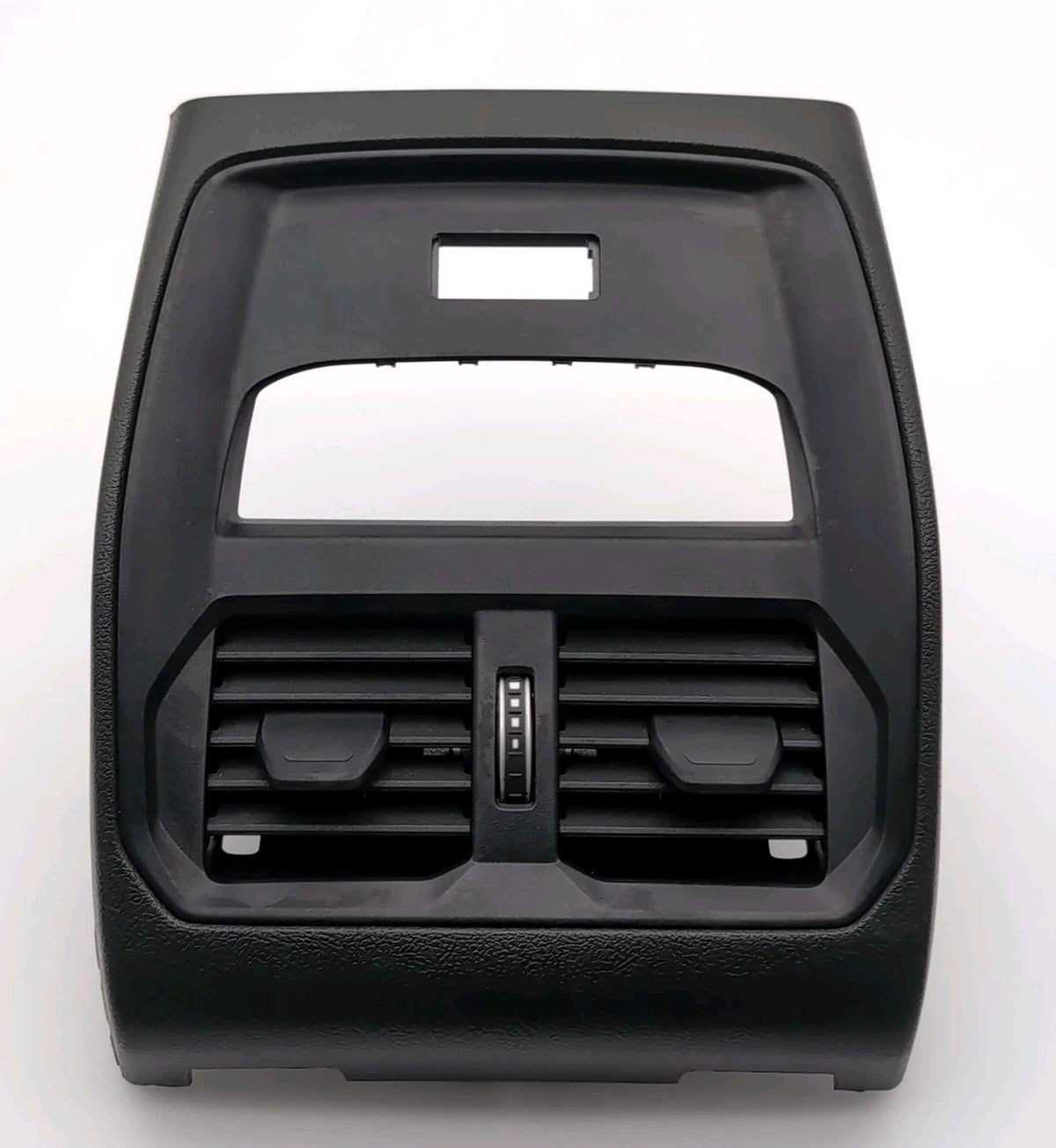 2023 BMW M240I REAR CENTER AC HEATER DASH VENT TRIM ASSEMBLY 7943079