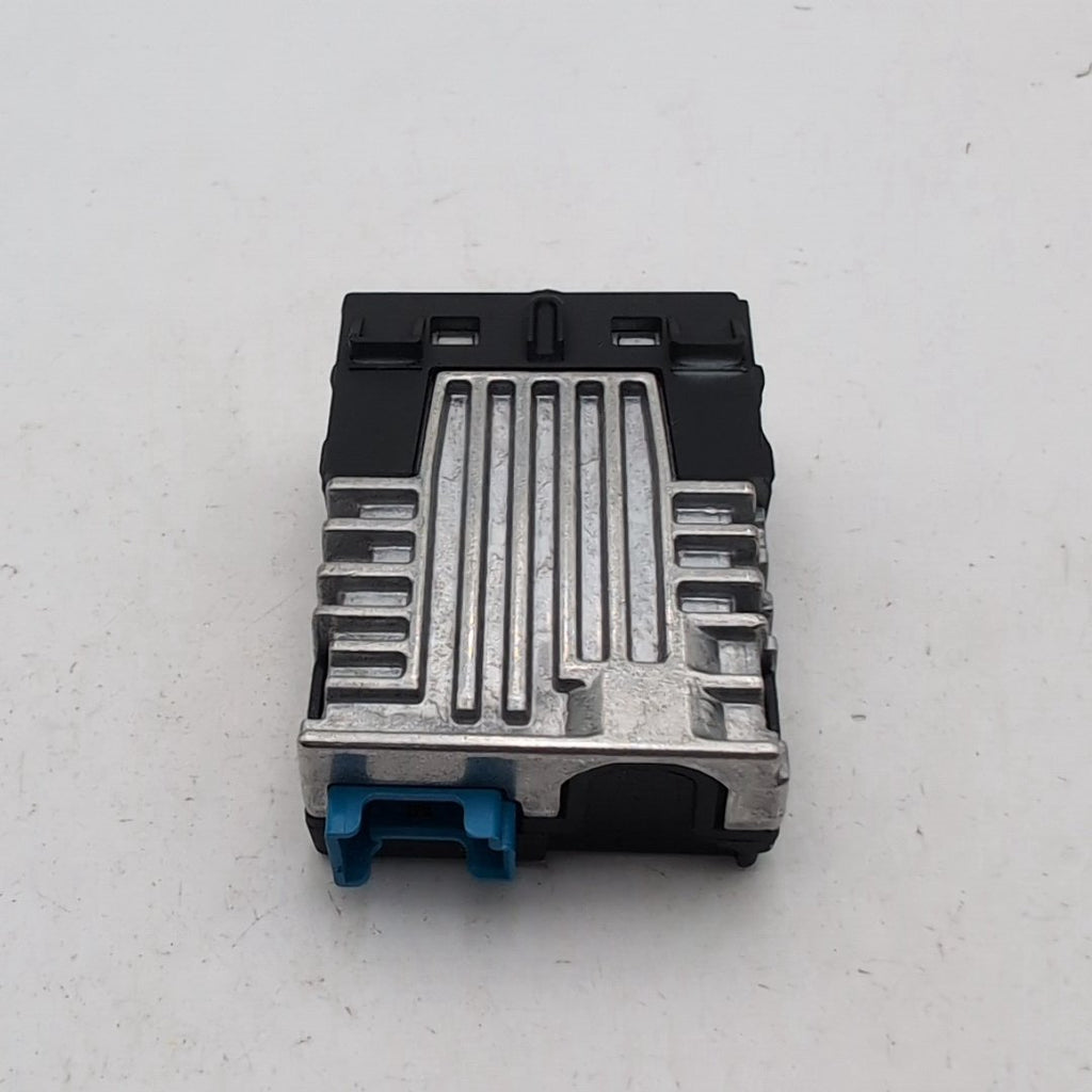 2025 2026 BMW X5 USB Bush Single Socket Port 5B51C72