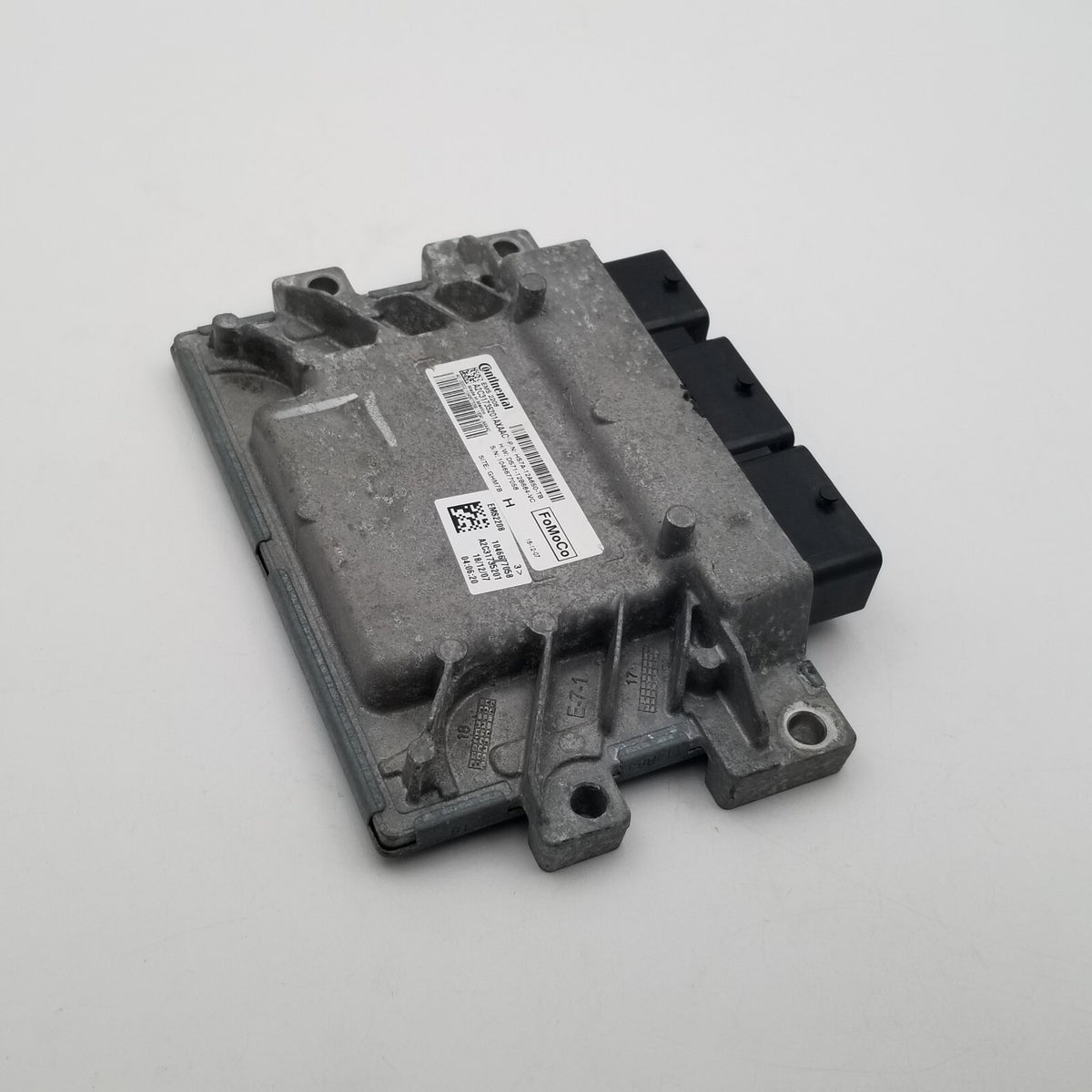 2017 - 2020 Ford Fusion Engine Computer Control Module ECU HS7A-12A650-TB