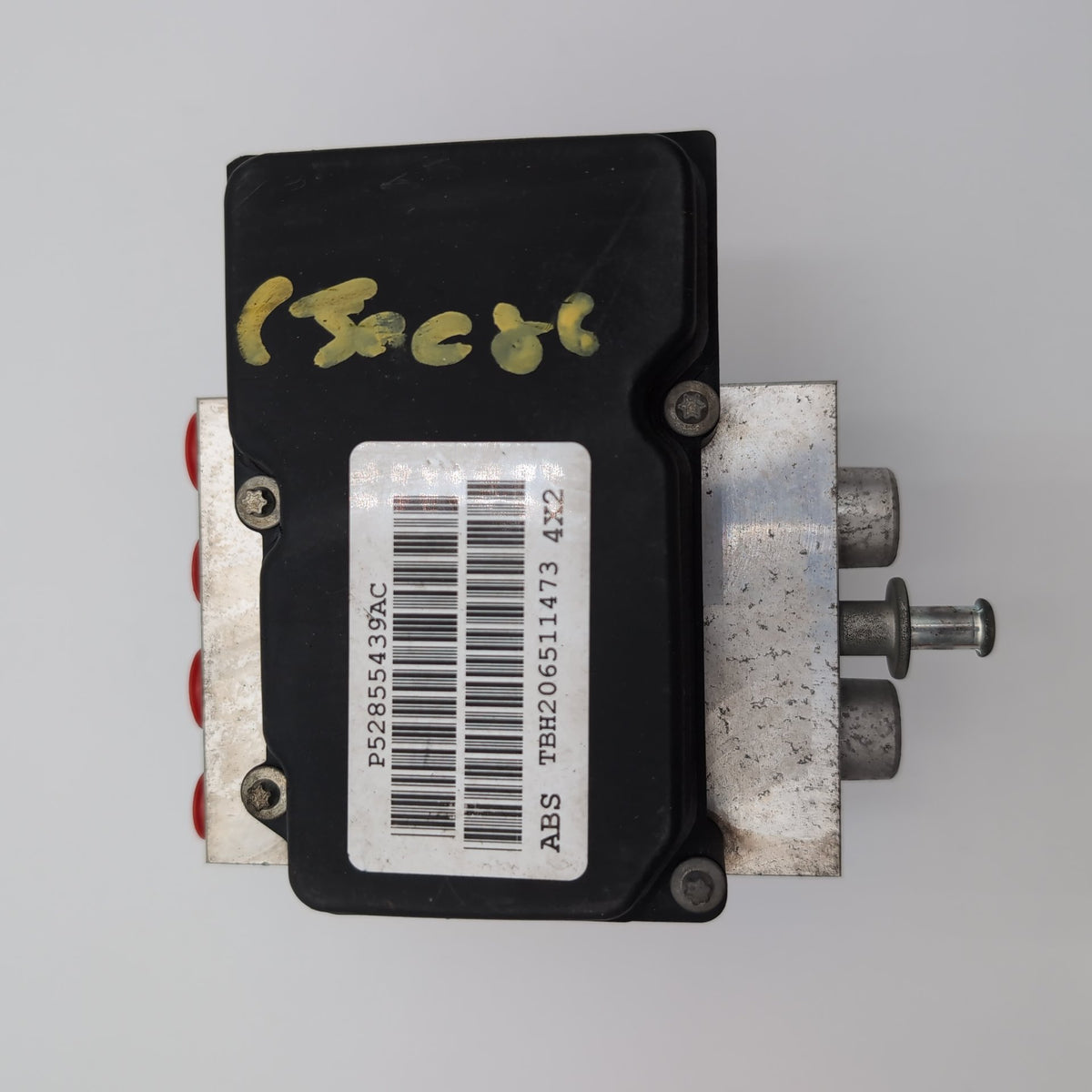 2006 Dodge Durango ABS Anti Lock Brake Pump Control Unit 52855439AC