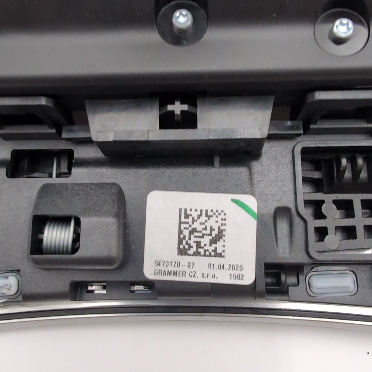2023 - 2025 BMW X1 U11 Center Console Gear Lever Shifter Panel 9473170 5A8CC87