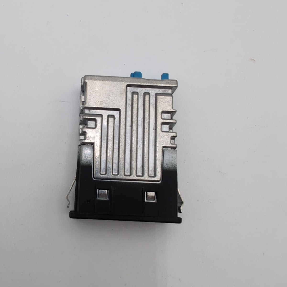 2019 - 2024 BMW G20 G26 F46 G30 G12 M3 M4 X1 X3 X4 Dual USB Port Socket 8711938