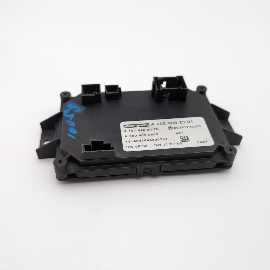 Mercedes W204 W212 W218 E63 C63 Front Drive Control Module Unit A0009002301