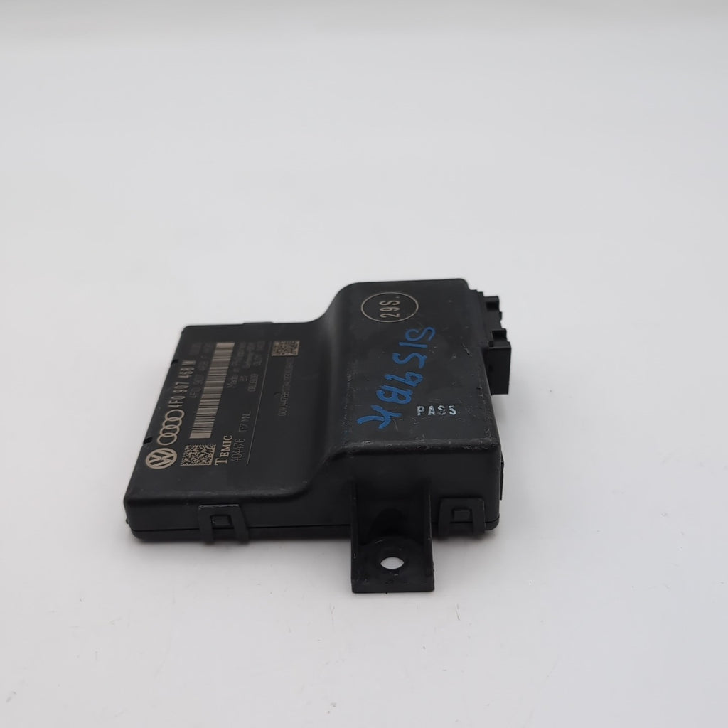 2007- 2015 AUDI Q7 GATEWAY INTERFACE CONTROL MODULE 4F0907468M OEM