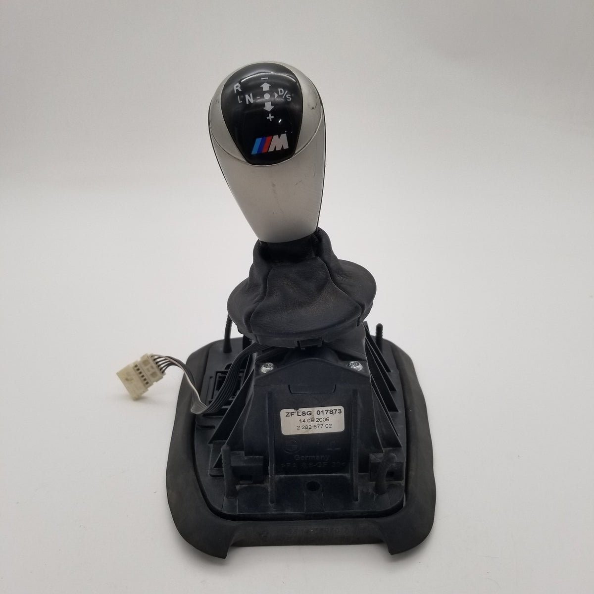 2006- 2010 BMW E60 E63 E64 M5 M6 Gear Shifter Knob Selector Switch 2282677