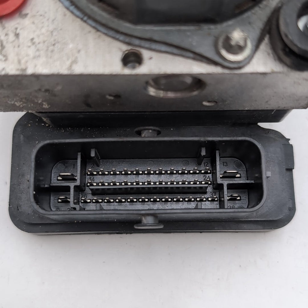 2012 2013 Nissan Versa 1.6L ABS Anti Lock Brake Pump 476609KA0A