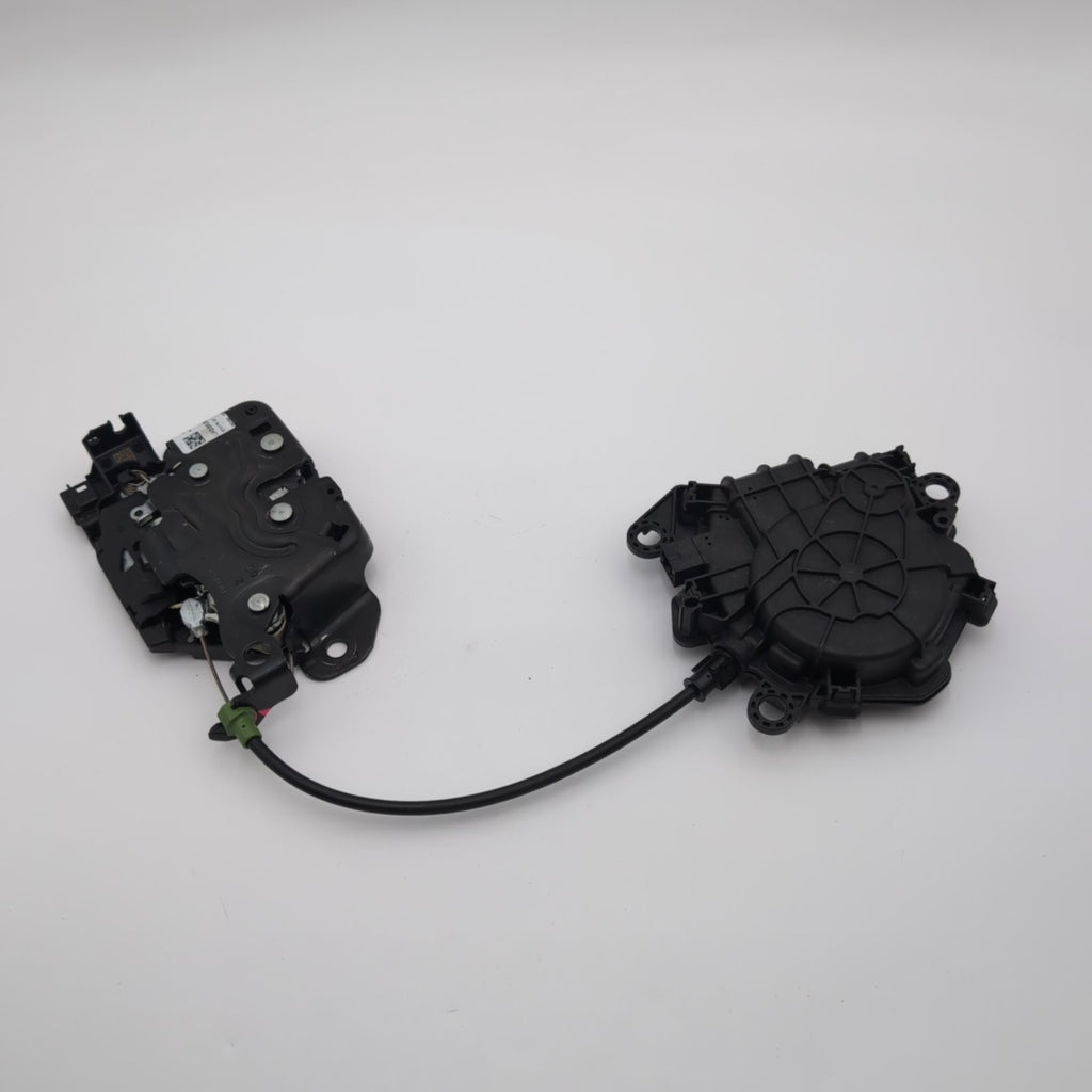 2022 - 2025 BMW X1 X2 Trunk Lid Lock Latch Actuator Assembly 9450528 5B539E4