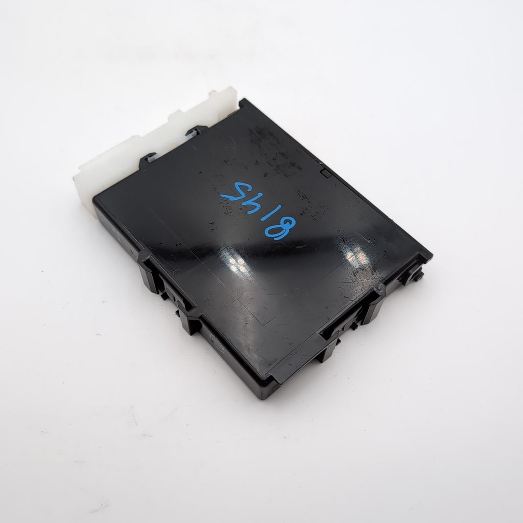 2014 2015 2016 Toyota Highlander Smart Key Door Entry Control Module 89990-0E090