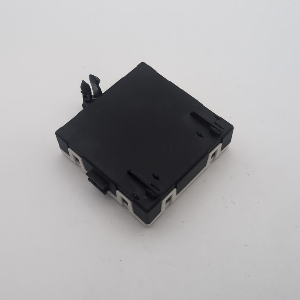 2015 - 2021 MERCEDES C300 W205 FRONT LEFT DOOR CONTROL MODULE OEM A2229001414