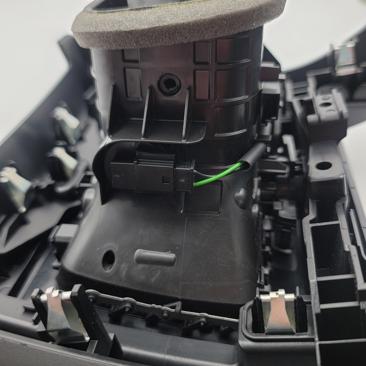2018 - 2024 BMW G01 G02 F97 REAR AIR VENT CLIMATE HEAT COOLING CONTROL UNIT