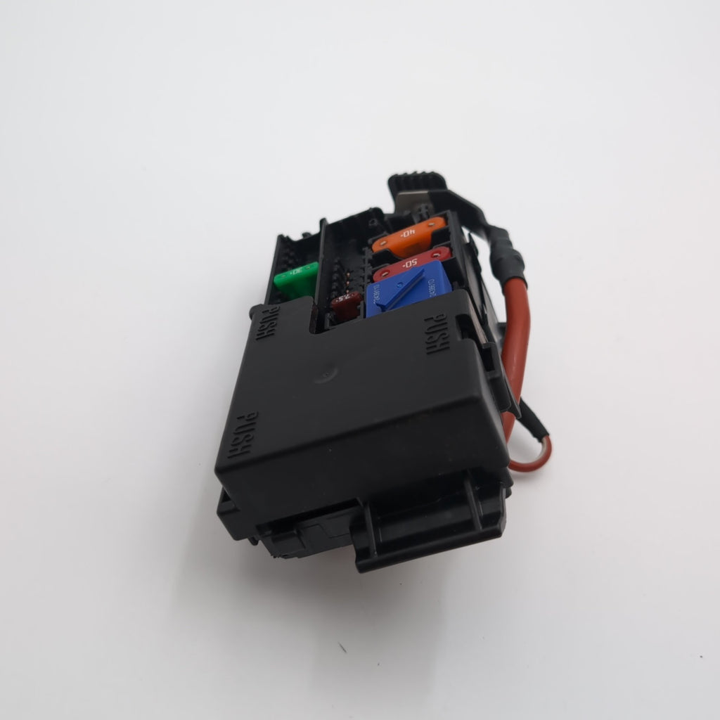 2022 - 2025 BMW X1 X2 iX B+ Positive Power Distribution Fuse Relay Box 8720724