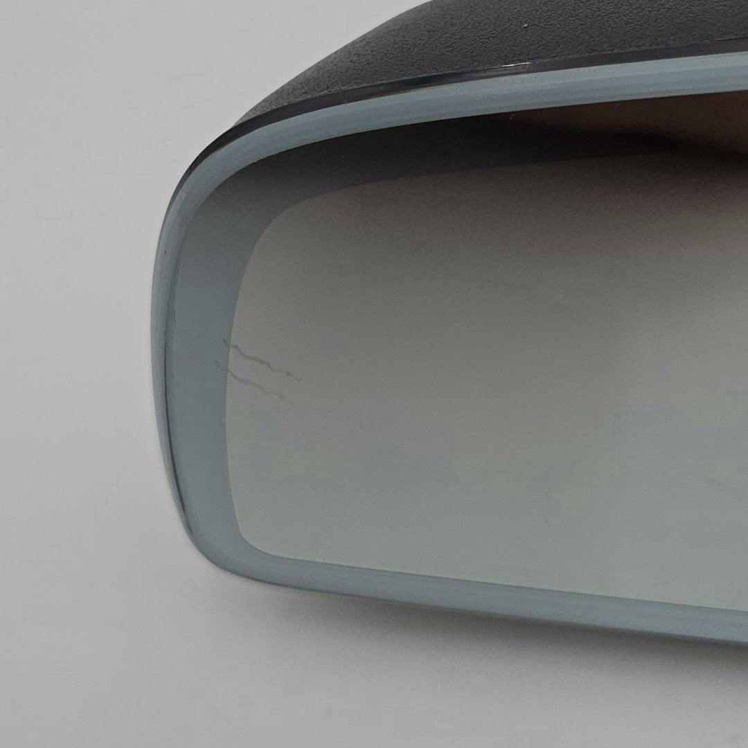 2025 2026 BMW 530i 540i 550e G60 Interior Rear View Mirror Auto Dim HomeLink