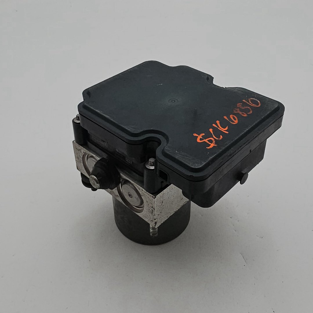 2016 2017 Mazda CX9 2.5L ABS Anti Lock Brake Pump TK78437A0B