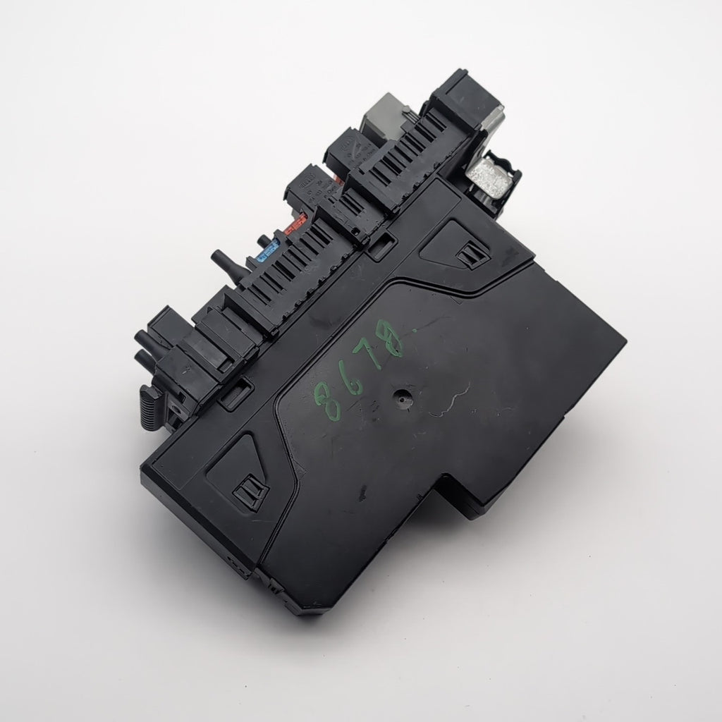 10-13 Mercedes W212 E350 4MATIC Rear Fuse Junction Box SAM Relay Control Module