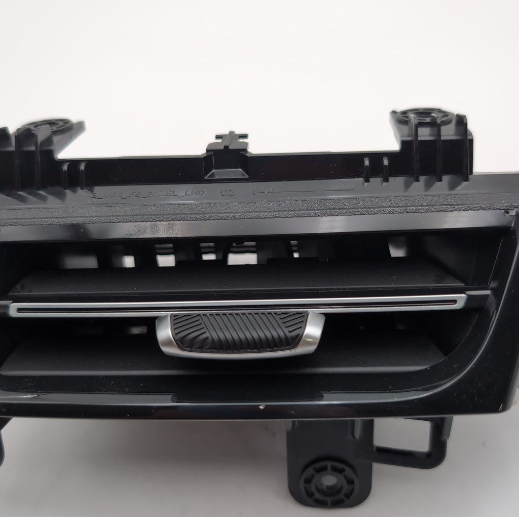 2023 2024 2025 BMW X1 X2 Driver Left Dash AC Heater Air Vent 9483382