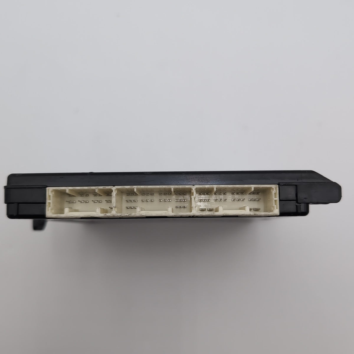 2015 Lexus RX450h Multiplex Network MPX Body Control Module 89221-0E380