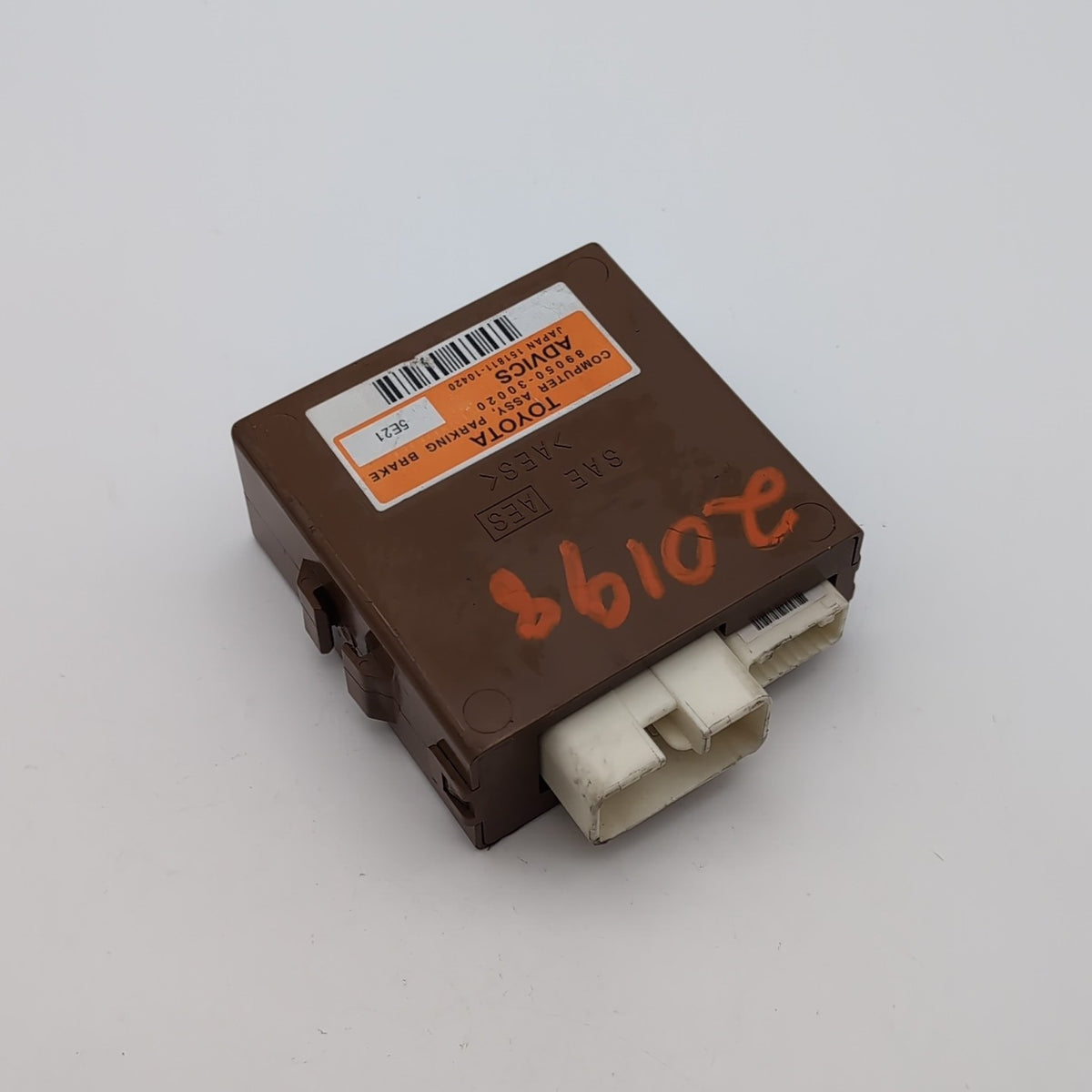 2013 2014 2015 LEXUS GS450h PARKING BRAKE CONTROL MODULE 89050-30020