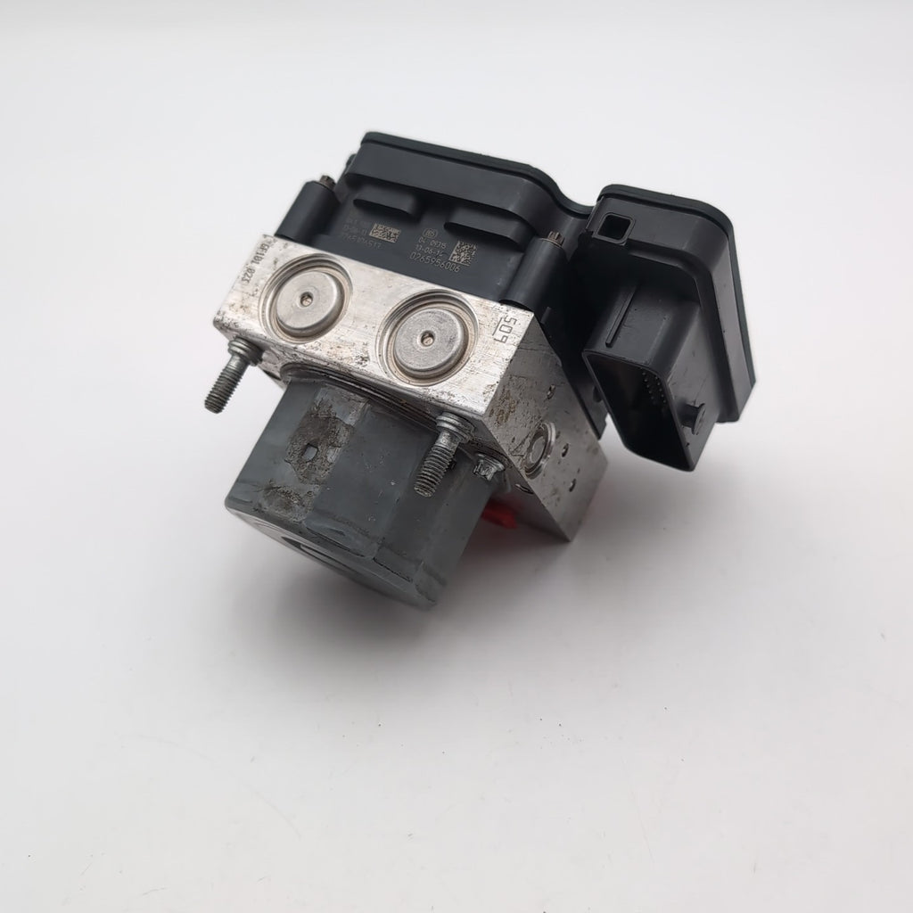2014 2015 Mercedes CLA250 W117 2.0L Anti-Lock Brake ABS Pump Module A0094315212