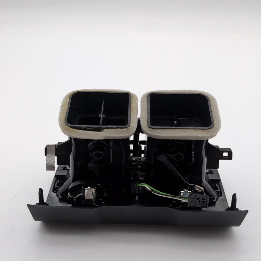 2024 - 2026 BMW 530i 540i G60 Sedan Rear Dash AC Air Vent 5A13167