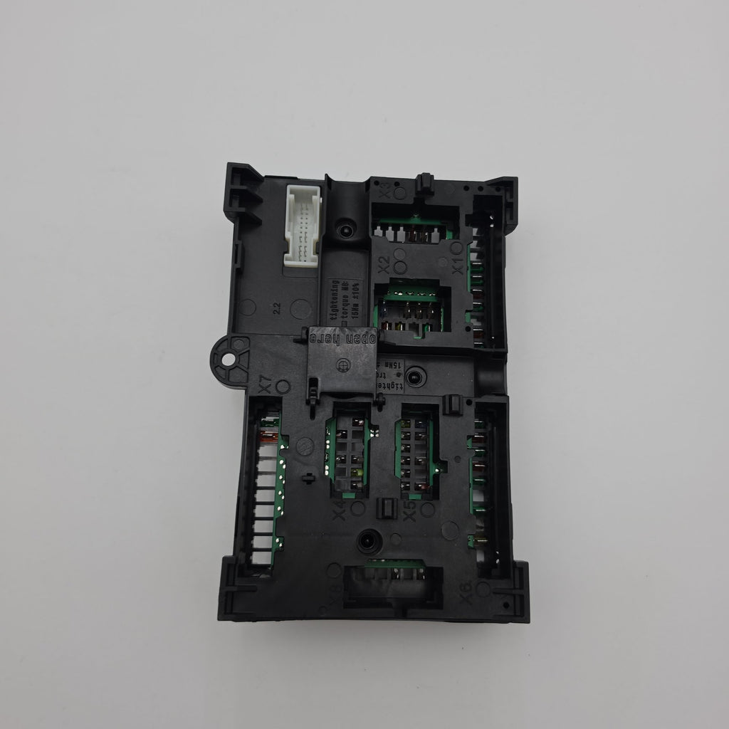 2022 - 2026 BMW 330i G20 G42 Rear Power Distribution Fuse Box 5A4CFB0